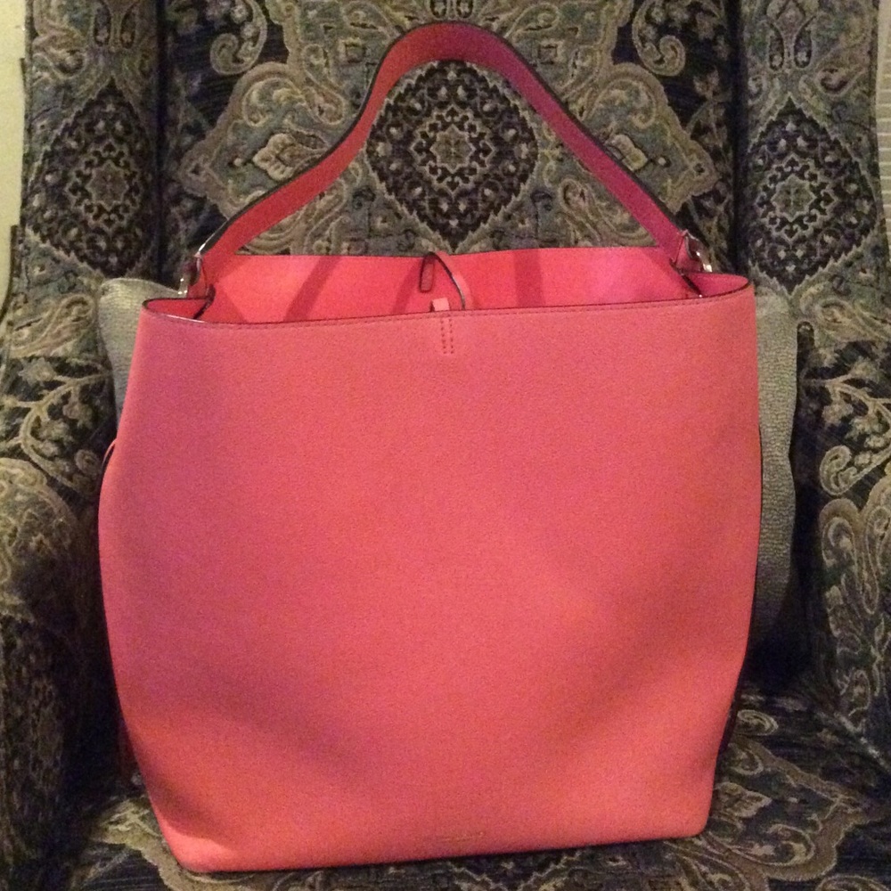 HENRI BENDEL CORAL LEATHER  HANDBAG 🍁🍂🌾